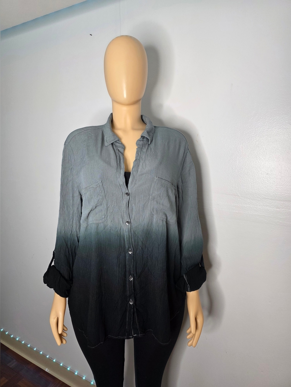 Rock & Republic Women's Black/Gray Button Down Shirt Size US/XL